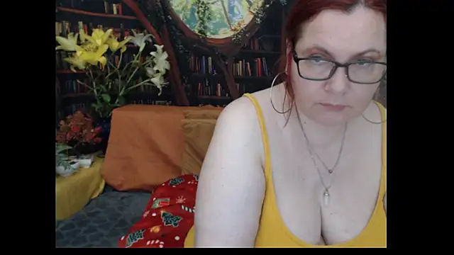 Snapshot of PlayfullMature chatting on 07-06-26, 06:21 PlayfullMature online show from 07-06-26, 06:21