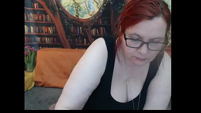 Snapshot of PlayfullMature chatting on 08-05-26, 11:24 PlayfullMature online show from 08-05-26, 11:24