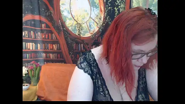 Snapshot of PlayfullMature chatting on 08-06-26, 02:41 PlayfullMature online show from 08-06-26, 02:41