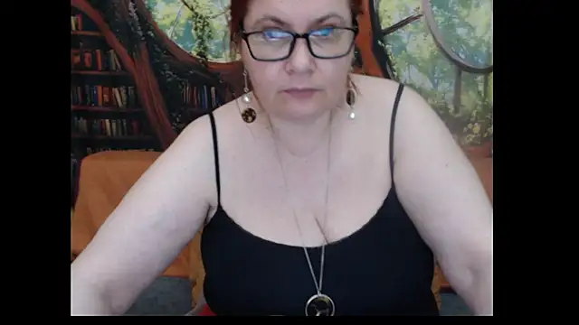 Snapshot of PlayfullMature chatting on 08-09-26, 06:35 PlayfullMature online show from 08-09-26, 06:35