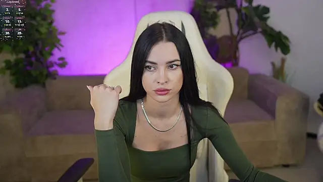 Snapshot of Tina_Breeze chatting on 10-13-25, 10:48 Tina Breeze online show from 10-13-25, 10:48