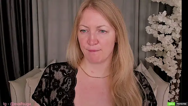 Snapshot of sugamomy chatting on 02-08-25, 12:17 sugamomy online show from 02-08-25, 12:17