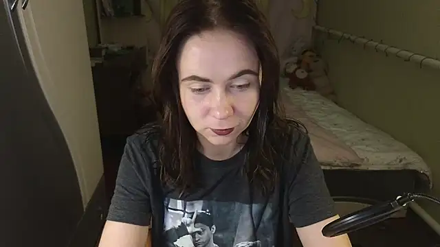 Snapshot of Riley_Roo chatting on 10-12-25, 03:33 Riley Roo online show from 10-12-25, 03:33