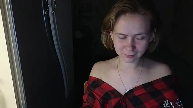Riley Roo online show from 05-16-26, 07:45
