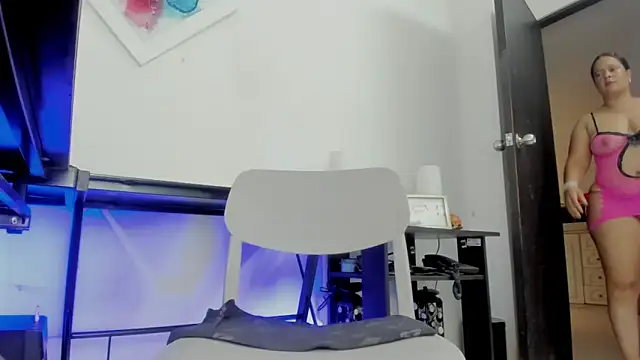 cathaarizti8 online show from 05-27-26, 07:11