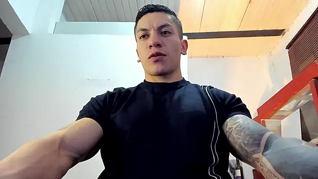 aquiles 51 online show from 10-18-25, 08:42