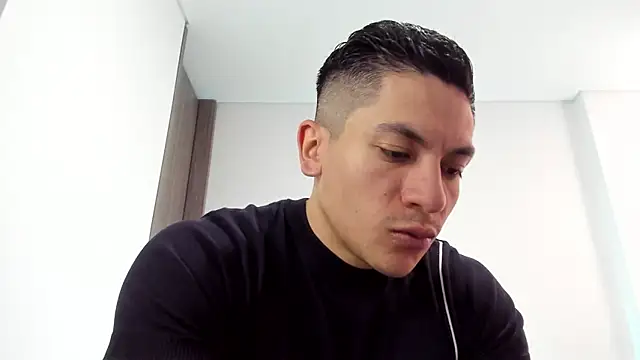 aquiles 51 online show from 06-02-26, 06:32