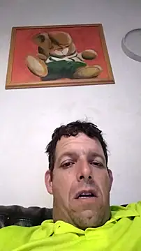 Knuffelstaaf123 online show from 10-20-25, 01:33