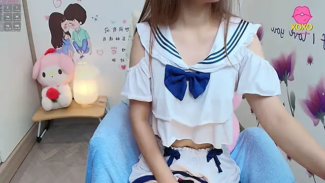 Snapshot of _Mizuki_ chatting on 09-11-25, 03:45 Mizuki online show from 09-11-25, 03:45