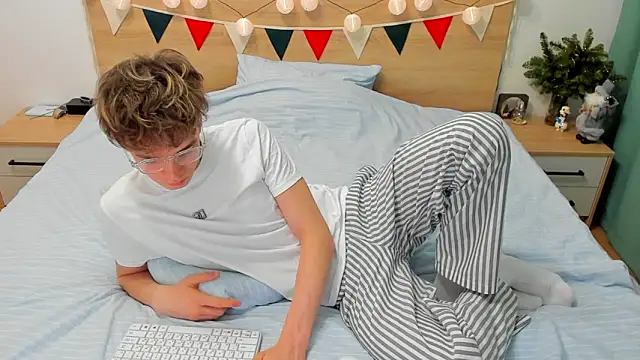 Fandi 777 online show from 01-03-25, 12:30