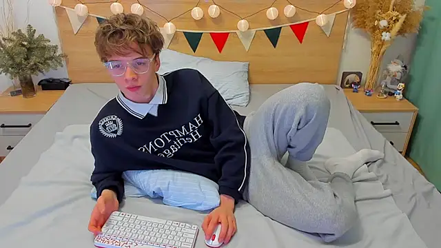 Fandi 777 online show from 01-23-25, 04:04