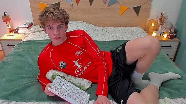 Fandi 777 online show from 09-27-25, 03:50