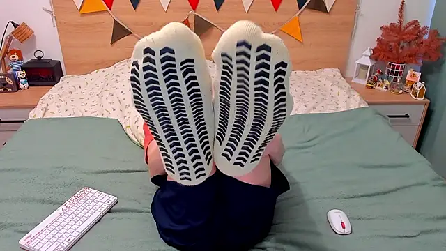 Snapshot of Fandi_777 chatting on 02-11-26, 01:05 Fandi 777 online show from 02-11-26, 01:05