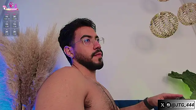 Snapshot of JeycobxBraand chatting on 03-07-26, 11:24 JeycobxBraand online show from 03-07-26, 11:24