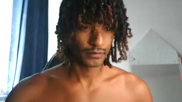 Snapshot of gerson173Hugo chatting on 12-05-24, 12:33 gerson173Hugo online show from 12-05-24, 12:33