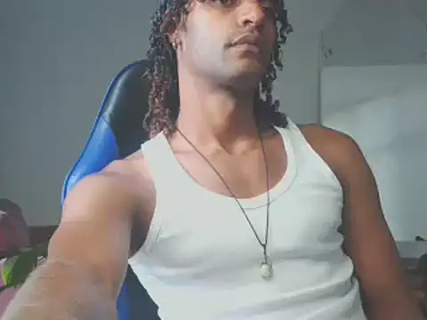 Snapshot of gerson173Hugo chatting on 01-24-25, 04:39 gerson173Hugo online show from 01-24-25, 04:39