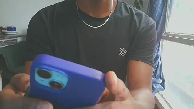 Snapshot of gerson173Hugo chatting on 03-19-25, 05:17 gerson173Hugo online show from 03-19-25, 05:17