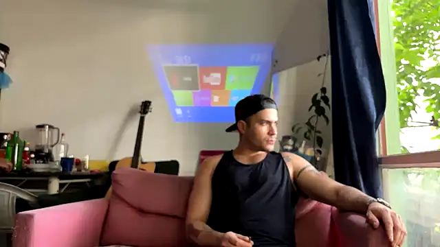 Snapshot of gerson173Hugo chatting on 03-22-25, 06:58 gerson173Hugo online show from 03-22-25, 06:58