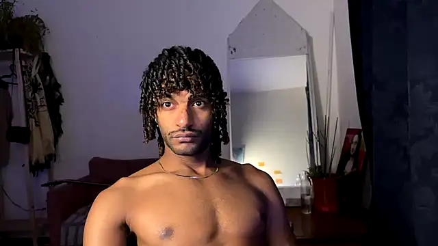 Snapshot of gerson173Hugo chatting on 09-10-25, 02:44 gerson173Hugo online show from 09-10-25, 02:44