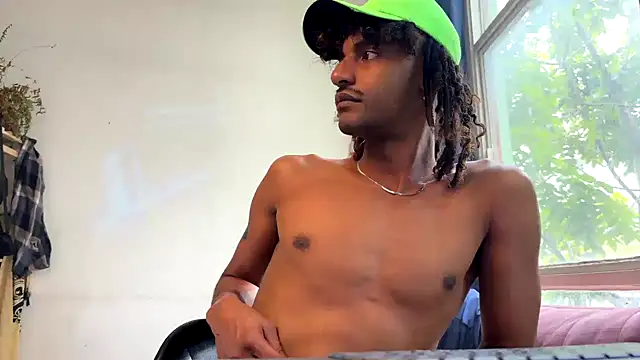 Snapshot of gerson173Hugo chatting on 09-16-25, 04:08 gerson173Hugo online show from 09-16-25, 04:08