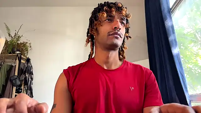 Snapshot of gerson173Hugo chatting on 09-19-25, 11:44 gerson173Hugo online show from 09-19-25, 11:44