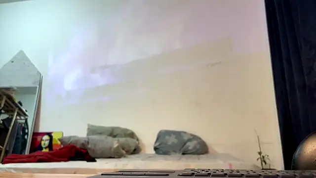 Snapshot of gerson173Hugo chatting on 10-28-25, 11:18 gerson173Hugo online show from 10-28-25, 11:18