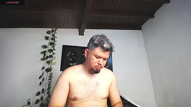 jade-stone88 online show from 03-21-25, 05:54