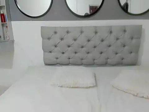 Sara valentina2 online show from 01-25-25, 01:52