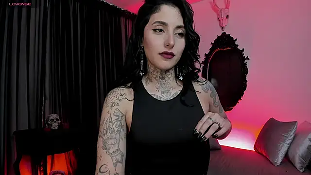 Snapshot of nasty_aliice1 chatting on 10-30-25, 02:40 nasty aliice1 online show from 10-30-25, 02:40