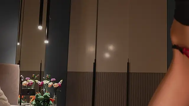 poisonn girlll online show from 02-04-26, 06:36