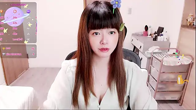 a0513 online show from 11-18-25, 03:27