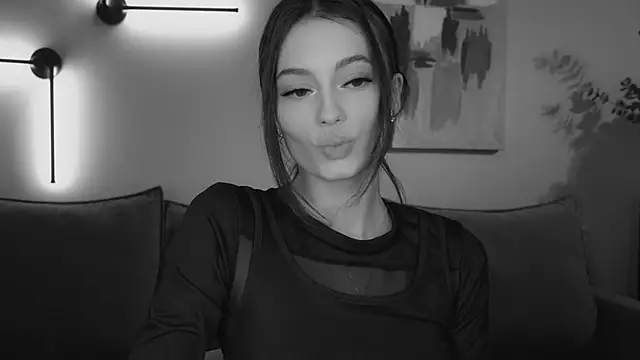 Snapshot of FirstOfFallen chatting on 12-12-24, 10:34 FirstOfFallen online show from 12-12-24, 10:34