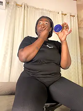 emilyrojas online show from 11-22-25, 11:31