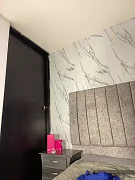 emilyrojas online show from 04-01-26, 12:17