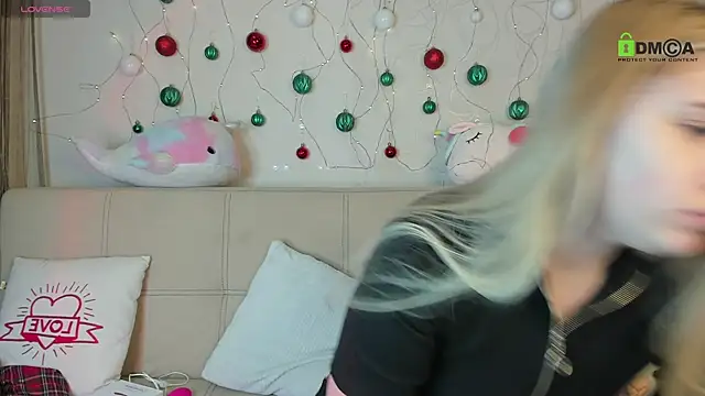 Mery Haily online show from 12-18-24, 01:56
