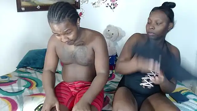 sexxxtreeme  online show from 10-06-25, 09:07