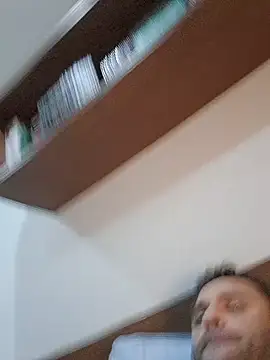 Snapshot of JustfromRIO chatting on 01-25-25, 08:00 JustfromRIO online show from 01-25-25, 08:00