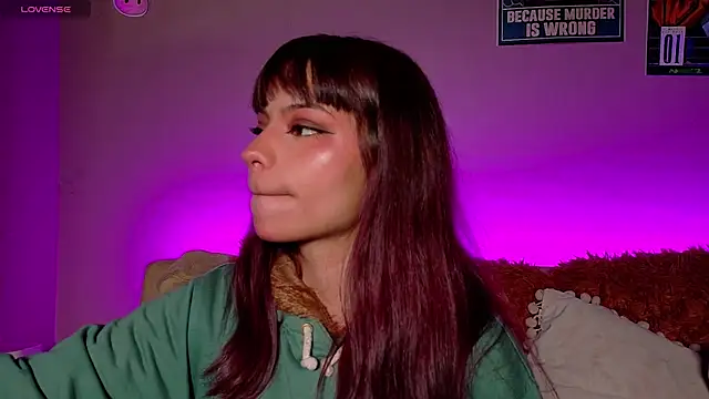 Snapshot of maryberry__ chatting on 10-05-25, 04:33 maryberry online show from 10-05-25, 04:33