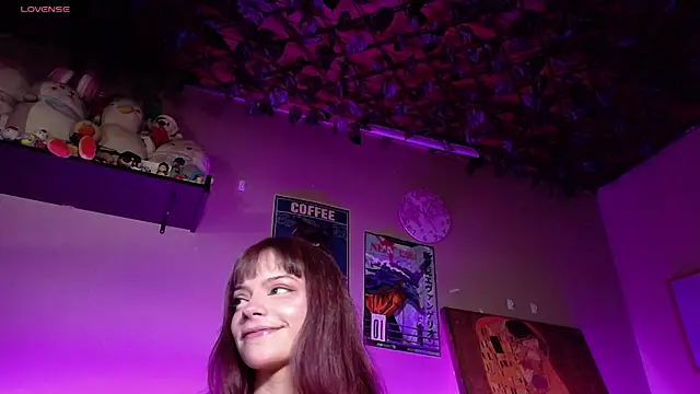 Snapshot of maryberry__ chatting on 10-11-25, 02:55 maryberry online show from 10-11-25, 02:55