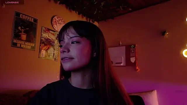 Snapshot of maryberry__ chatting on 10-31-25, 05:19 maryberry online show from 10-31-25, 05:19