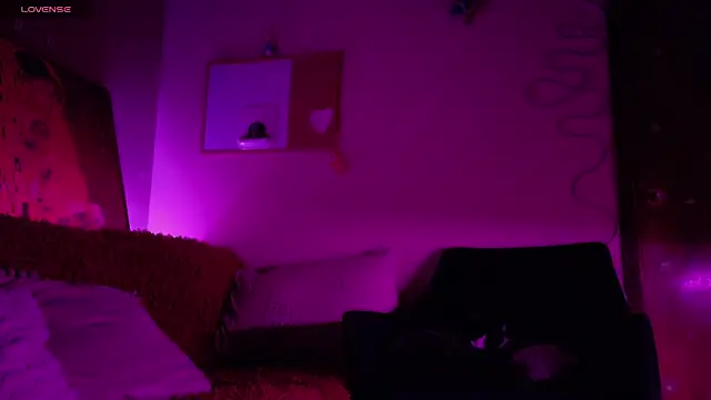 Snapshot of maryberry__ chatting on 11-07-25, 02:33 maryberry online show from 11-07-25, 02:33