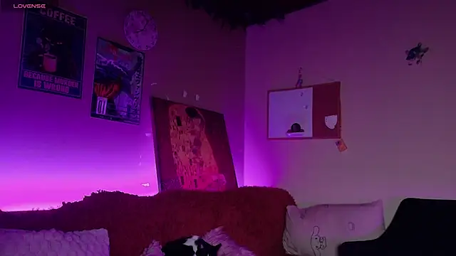 Snapshot of maryberry__ chatting on 11-11-25, 05:07 maryberry online show from 11-11-25, 05:07