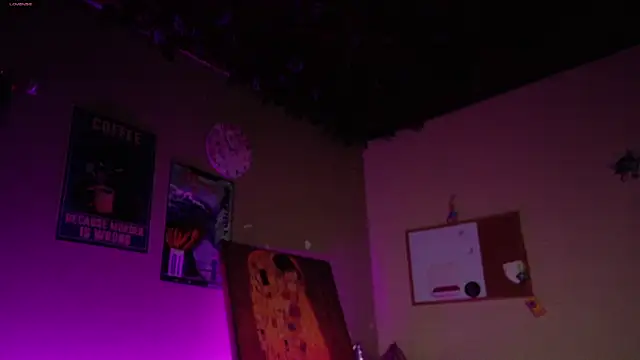 Snapshot of maryberry__ chatting on 02-25-26, 07:40 maryberry online show from 02-25-26, 07:40