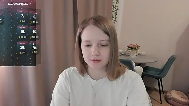Snapshot of Alyaley chatting on 04-01-26, 10:27 Alyaley online show from 04-01-26, 10:27