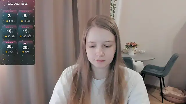 Snapshot of Alyaley chatting on 05-08-26, 01:27 Alyaley online show from 05-08-26, 01:27