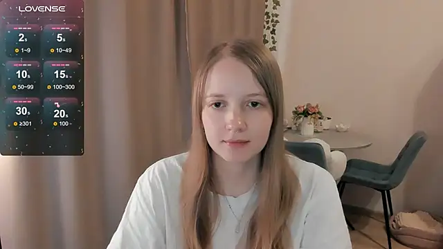 Snapshot of Alyaley chatting on 06-14-26, 10:50 Alyaley online show from 06-14-26, 10:50