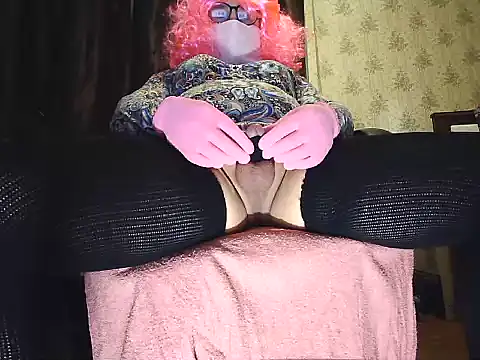 Crossdresser Elena online show from 06-14-26, 08:44