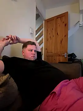 Snapshot of Lukeyboy027 chatting on 01-11-26, 08:25 Lukeyboy027 online show from 01-11-26, 08:25