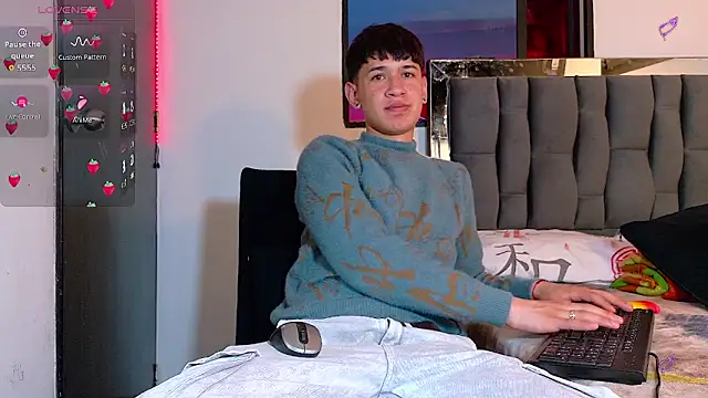 Mr daren  online show from 09-25-25, 04:32