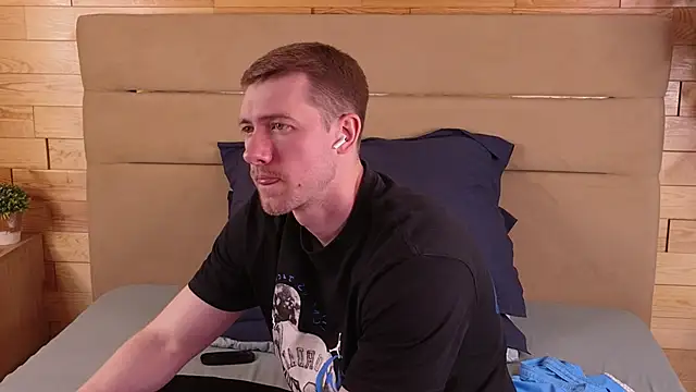 EthanPinkman online show from 05-07-26, 05:13